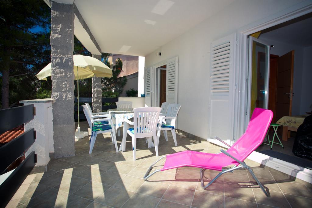 Apartments Vrgada ดราเก ภายนอก รูปภาพ